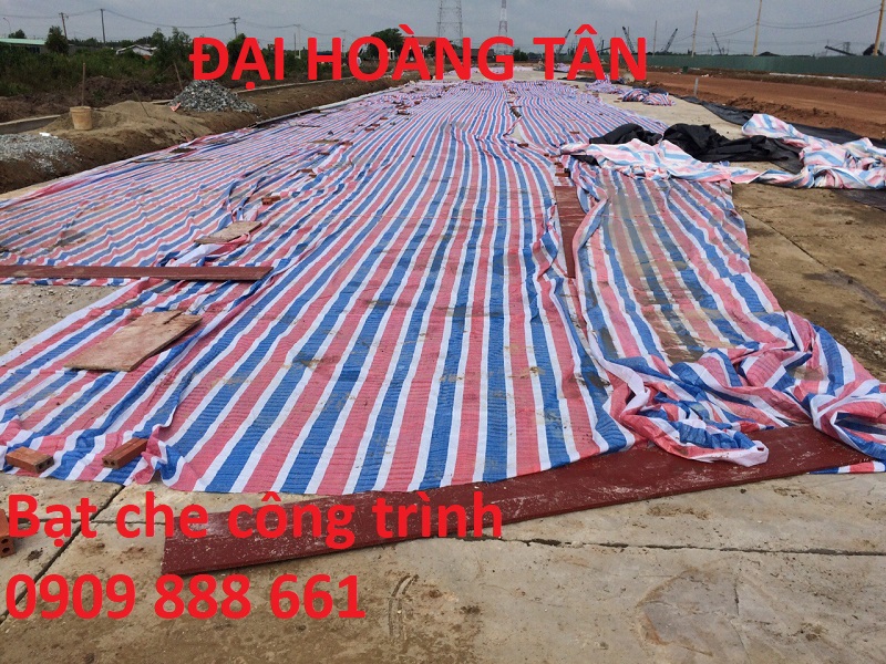 bạt che công trình