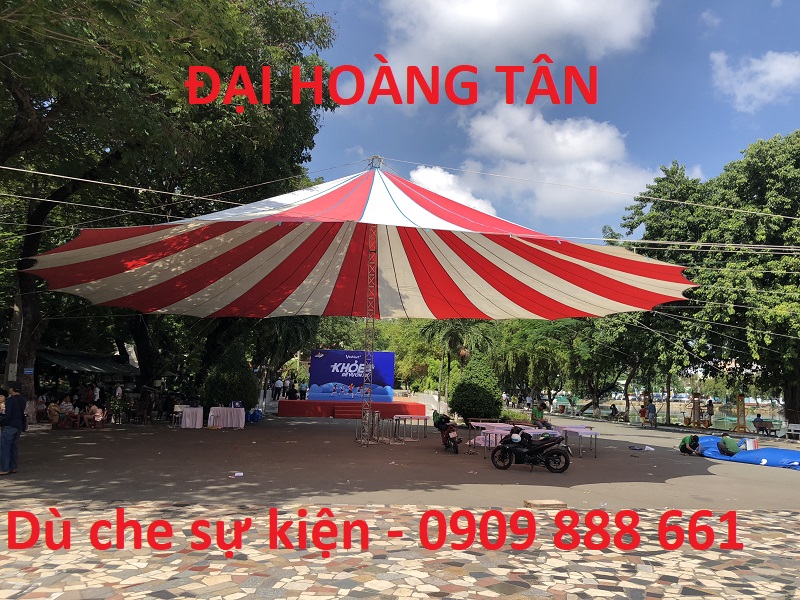 dù che sự kiện